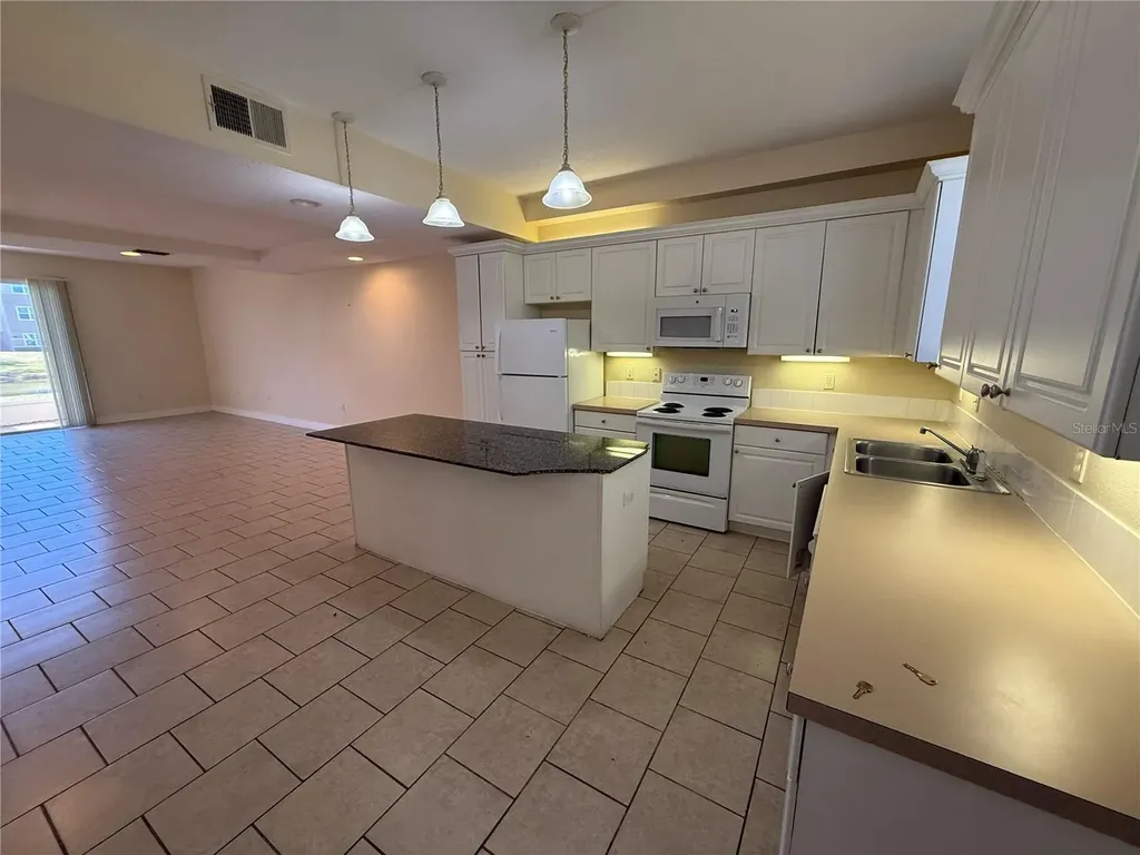 608 Cornerstone Drive Kissimmee FL 34744