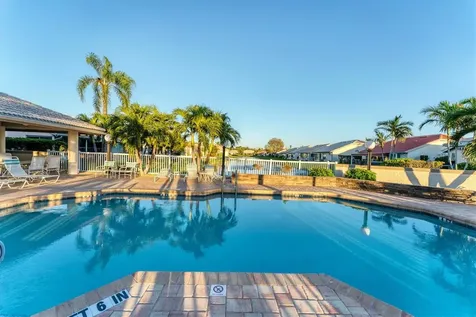 4414 Turnberry Court Bradenton FL 34210