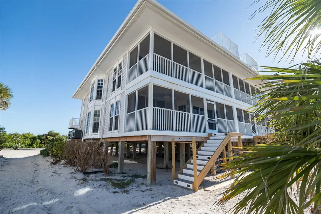7466 Palm Island Drive Placida FL 33946
