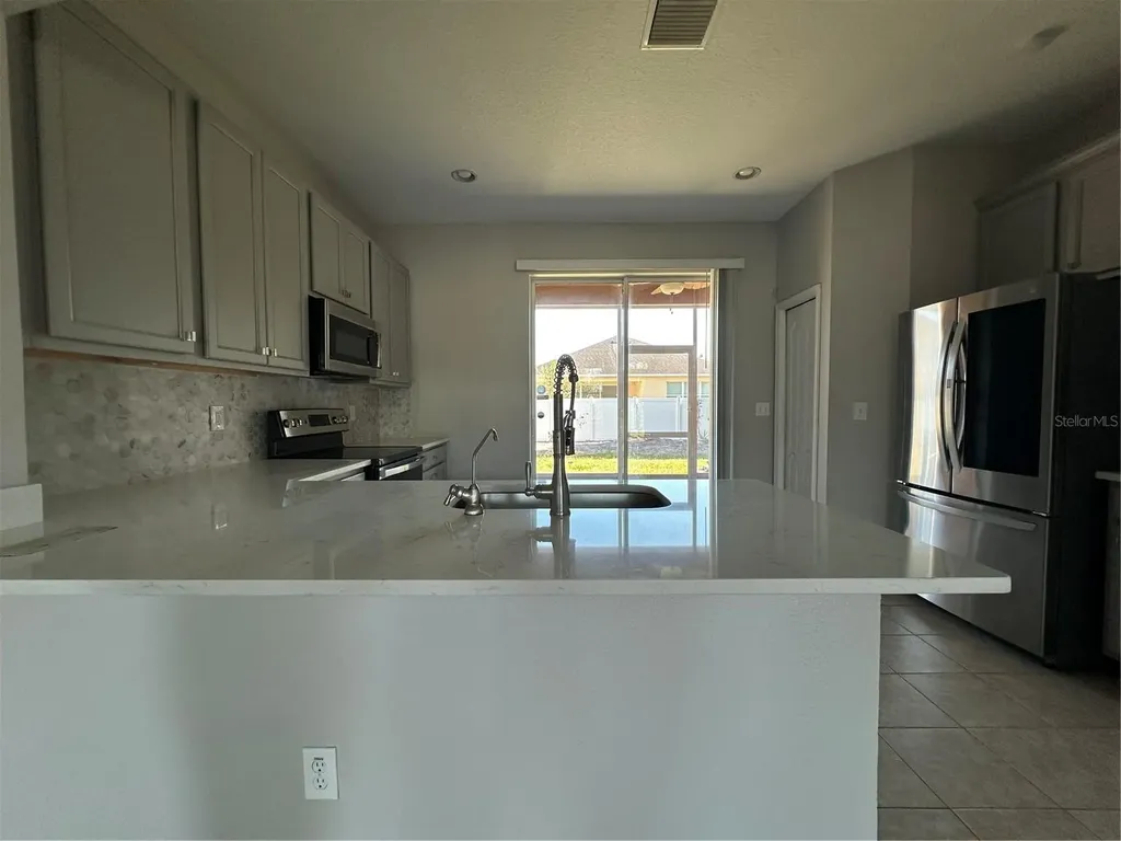6950 Towering Spruce Drive Riverview FL 33578