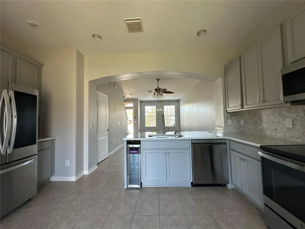 6950 Towering Spruce Drive Riverview FL 33578