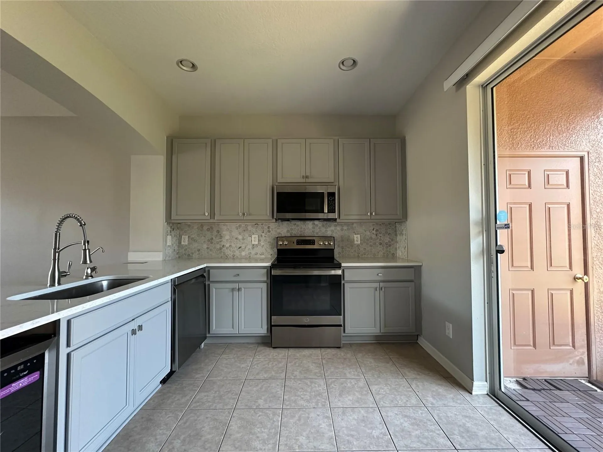 6950 Towering Spruce Drive Riverview FL 33578