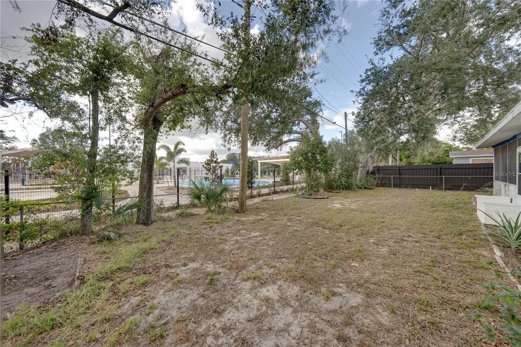 2011 9th Street NE Winter Haven FL 33881