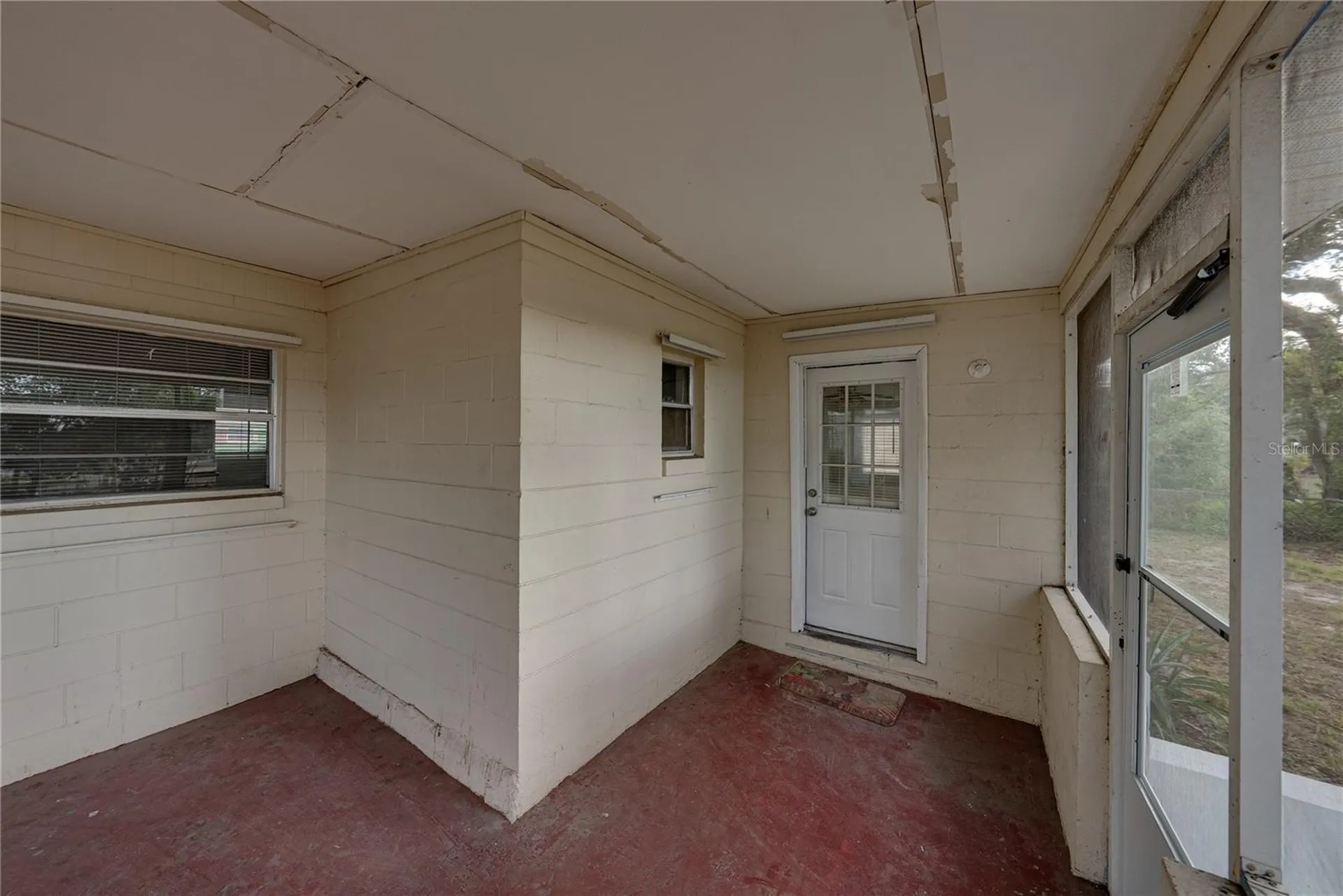 2011 9th Street NE Winter Haven FL 33881