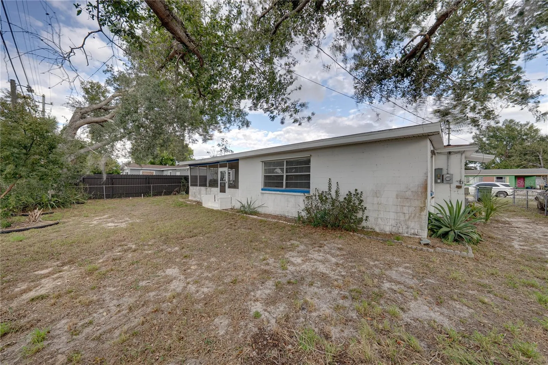 2011 9th Street NE Winter Haven FL 33881