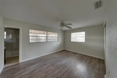2011 9th Street NE Winter Haven FL 33881