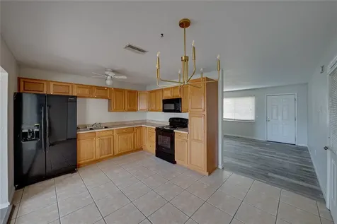 2011 9th Street NE Winter Haven FL 33881