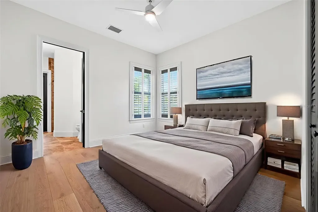 1349 Harbor Drive Sarasota FL 34239