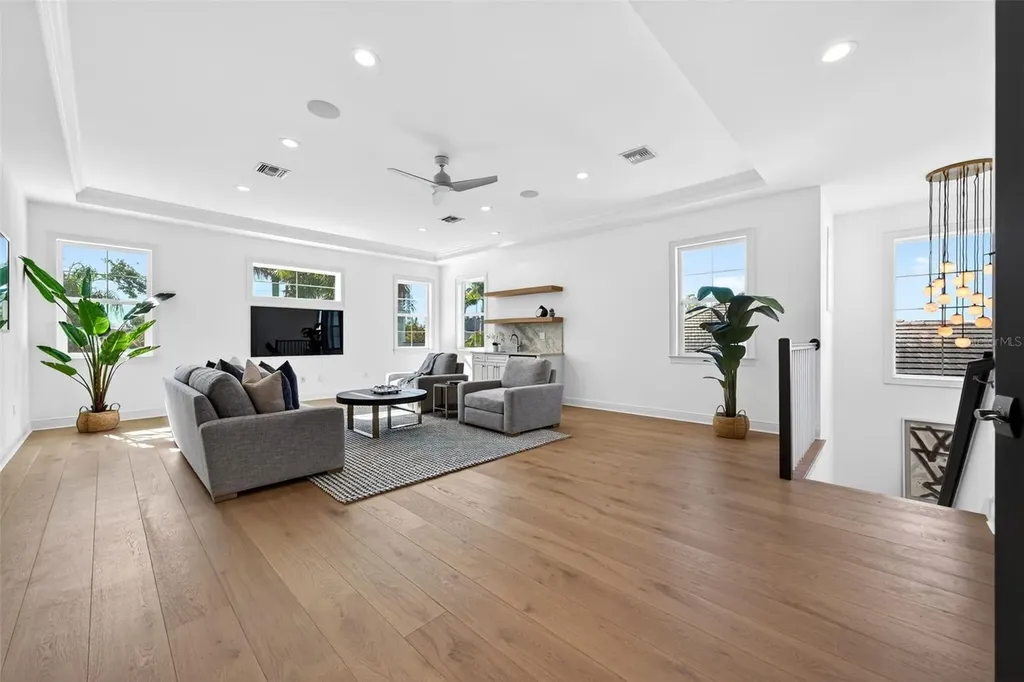 1349 Harbor Drive Sarasota FL 34239