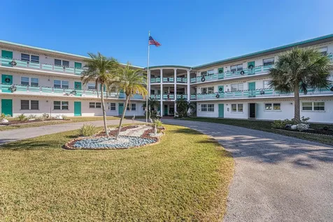 1900 59th Avenue N St Petersburg FL 33714