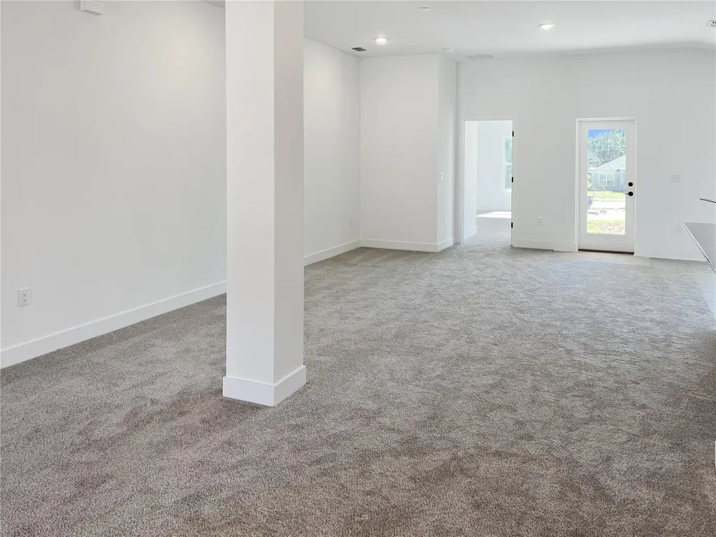 258 Verny Grove Lane Leesburg FL 34748