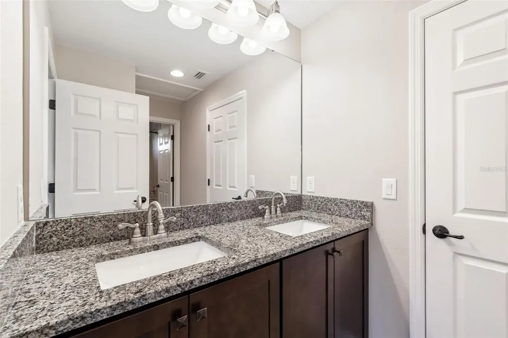 345 Villa Corte Drive Lutz FL 33549