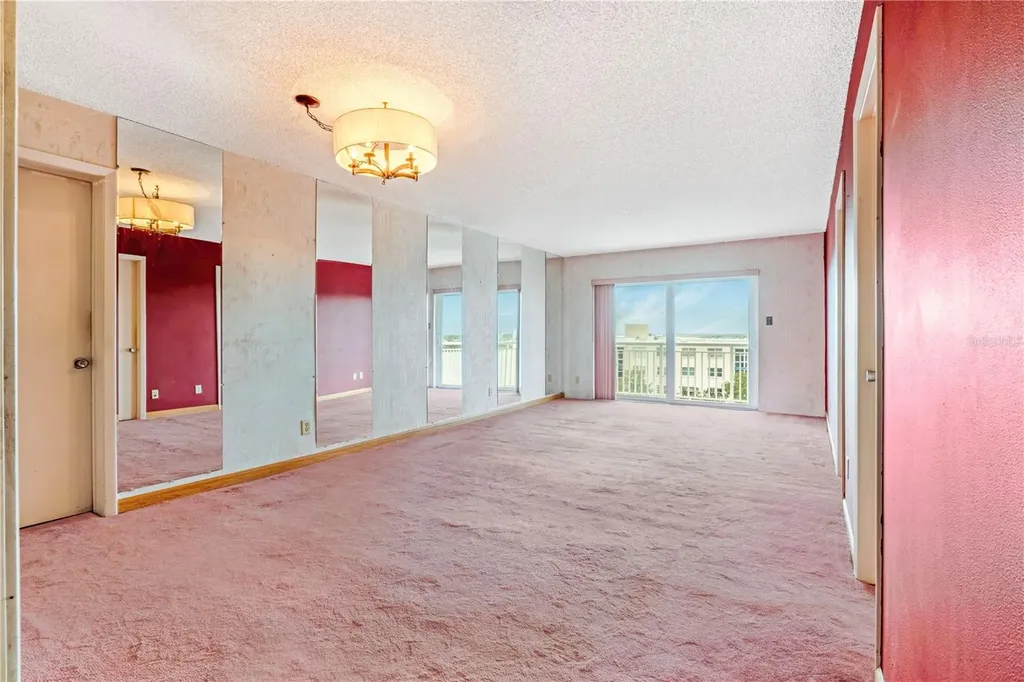 100 Silver Beach Avenue Daytona Beach FL 32118