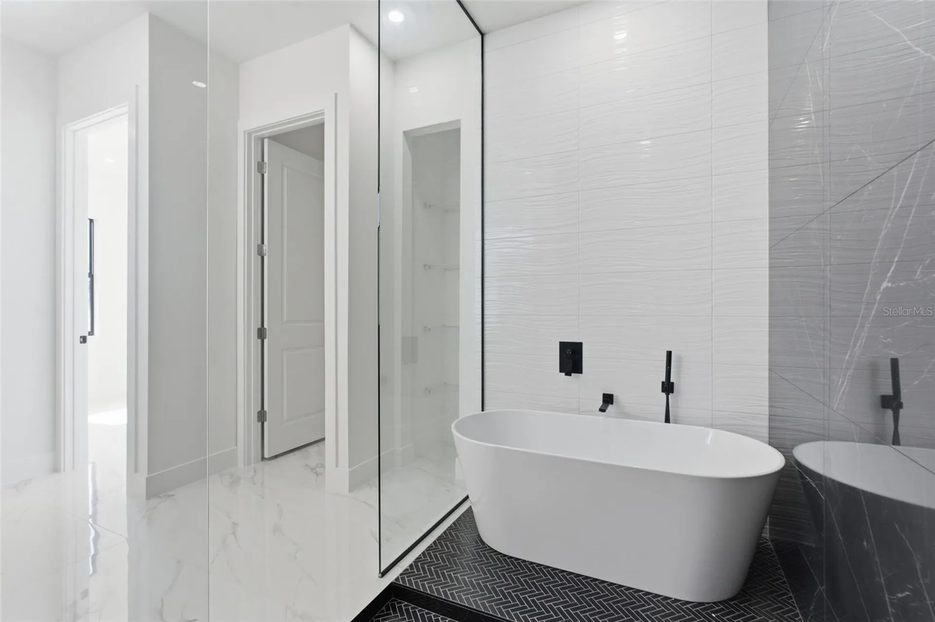 2626 NW 15th Street Cape Coral FL 33993