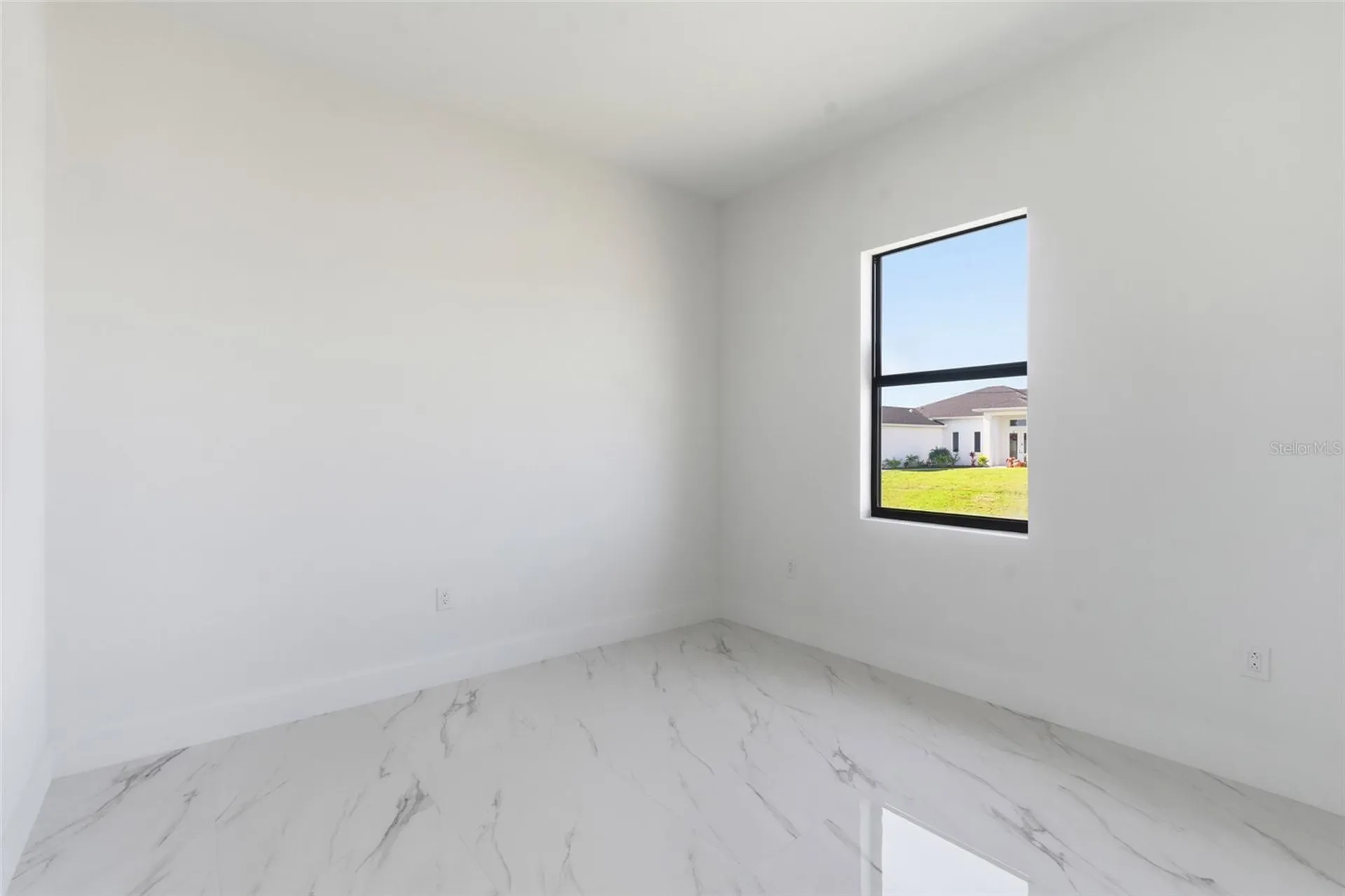 2626 NW 15th Street Cape Coral FL 33993
