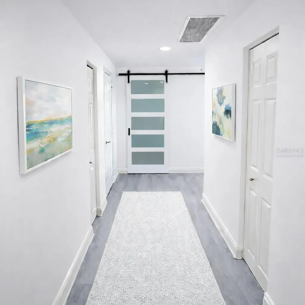 800 N Tamiami Trail Sarasota FL 34236