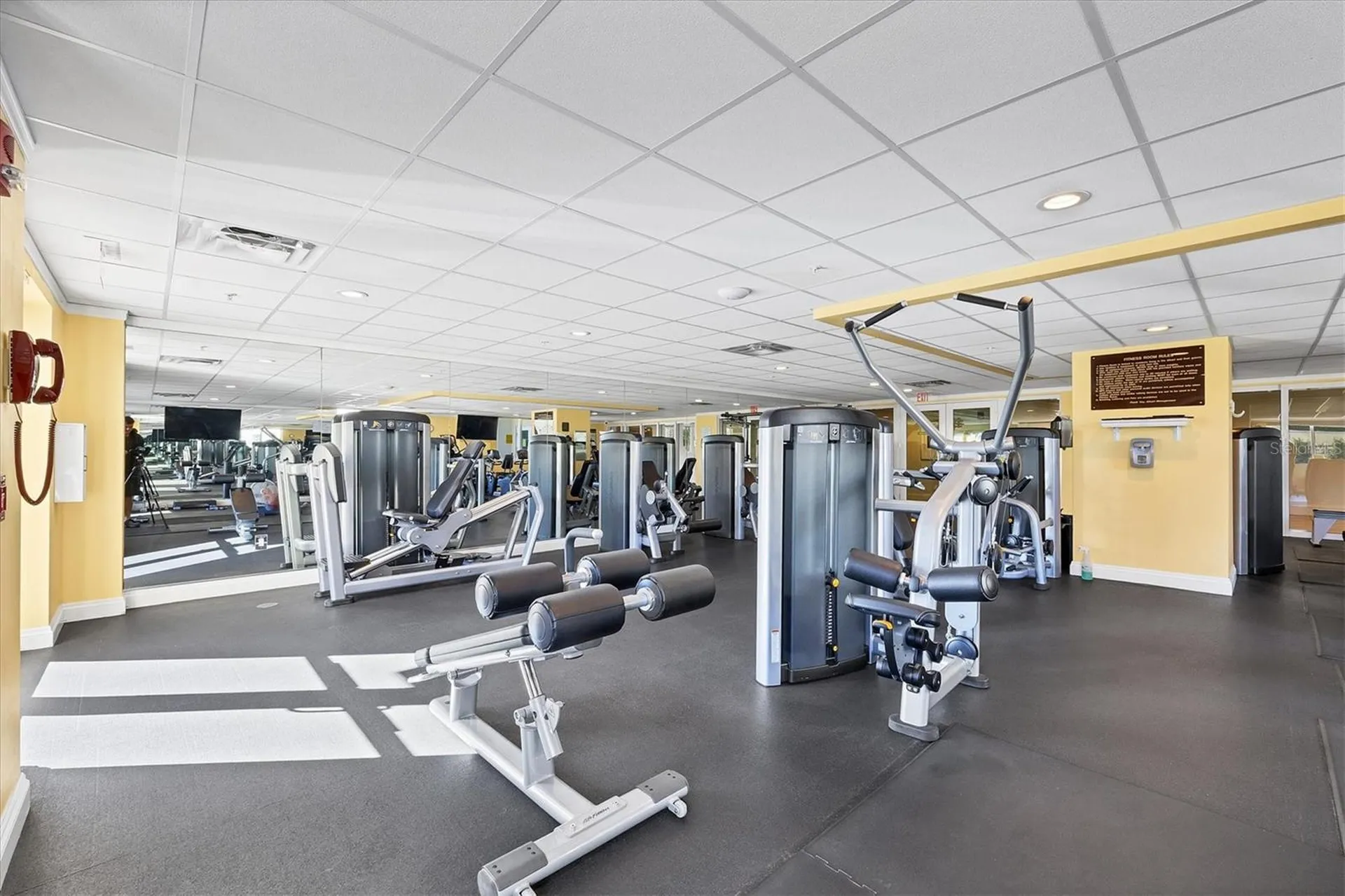 800 N Tamiami Trail Sarasota FL 34236