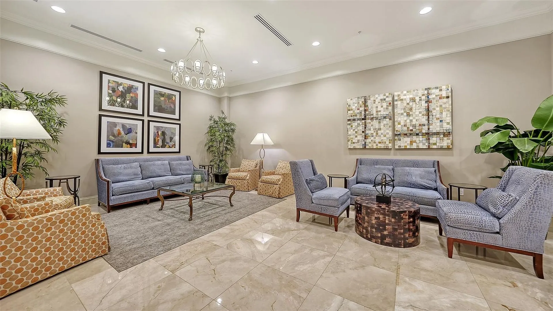 800 N Tamiami Trail Sarasota FL 34236