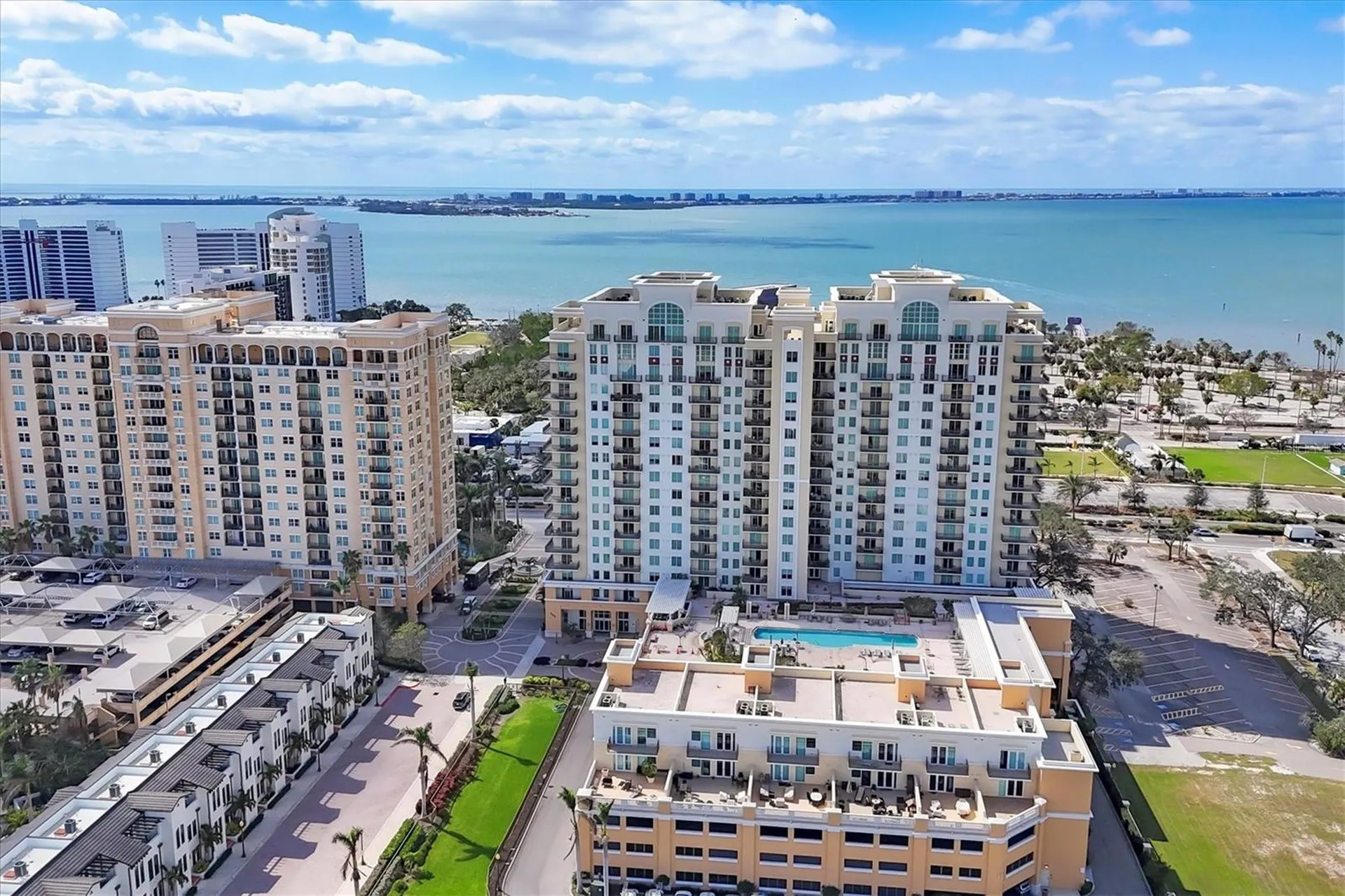 800 N Tamiami Trail Sarasota FL 34236