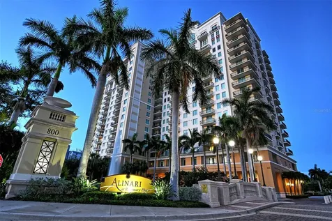 800 N Tamiami Trail Sarasota FL 34236