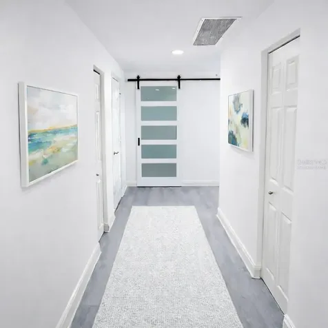 800 N Tamiami Trail Sarasota FL 34236