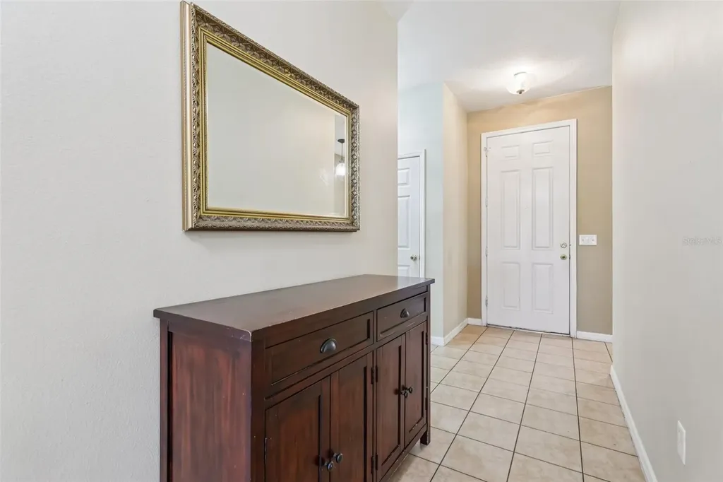 1689 Strathmore Circle Mount Dora FL 32757