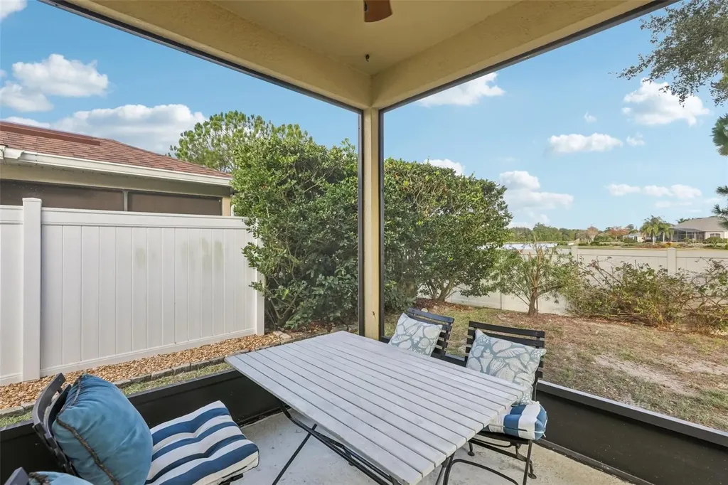 1689 Strathmore Circle Mount Dora FL 32757