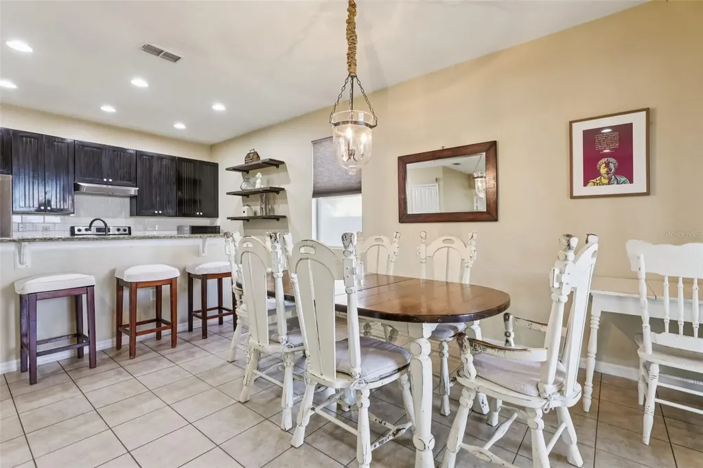 1689 Strathmore Circle Mount Dora FL 32757