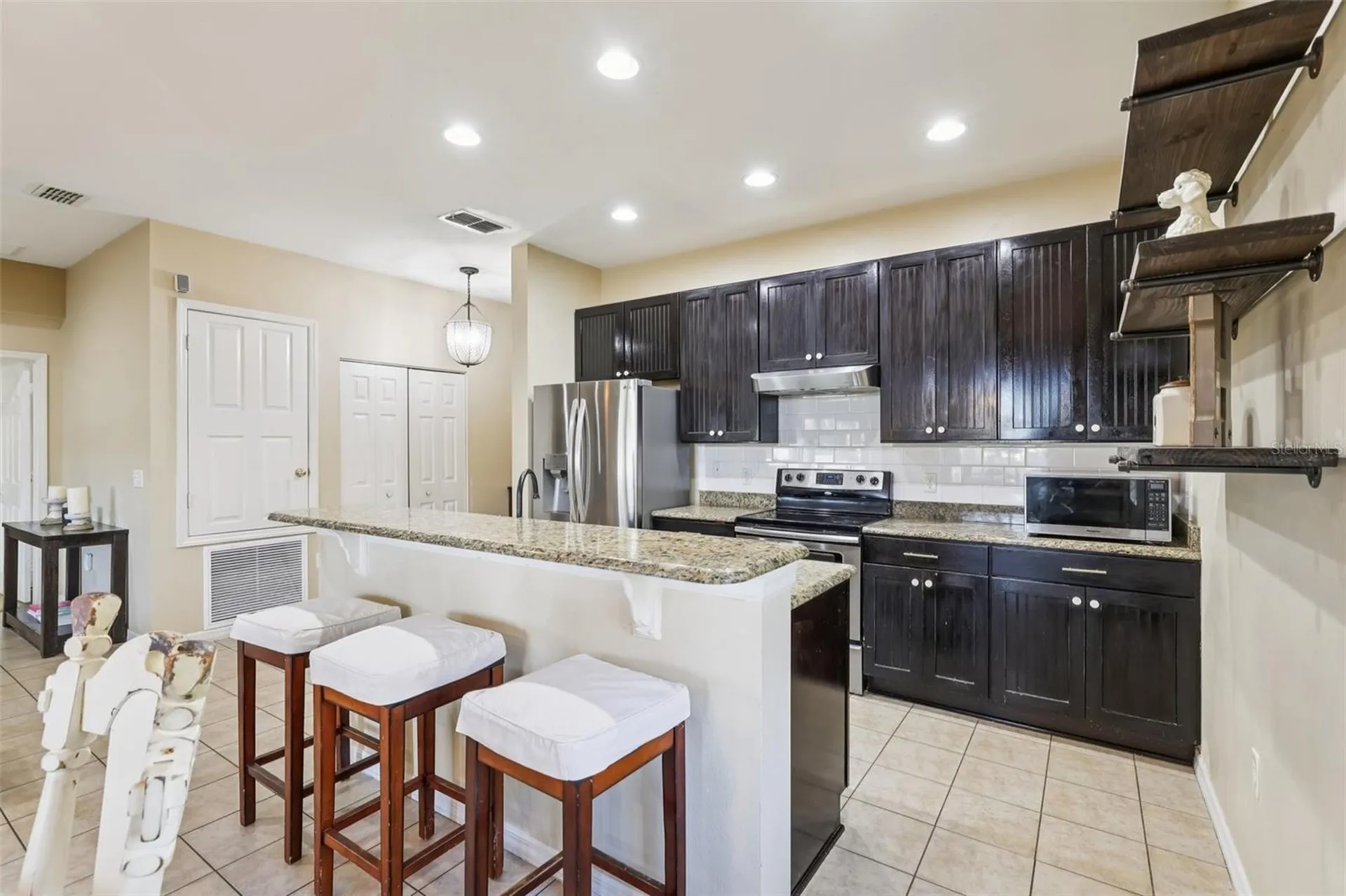1689 Strathmore Circle Mount Dora FL 32757