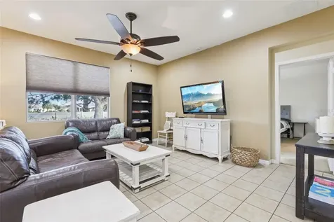 1689 Strathmore Circle Mount Dora FL 32757