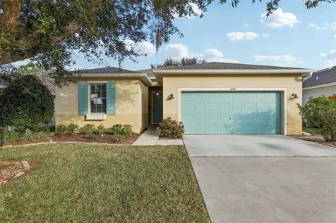 1689 Strathmore Circle Mount Dora FL 32757