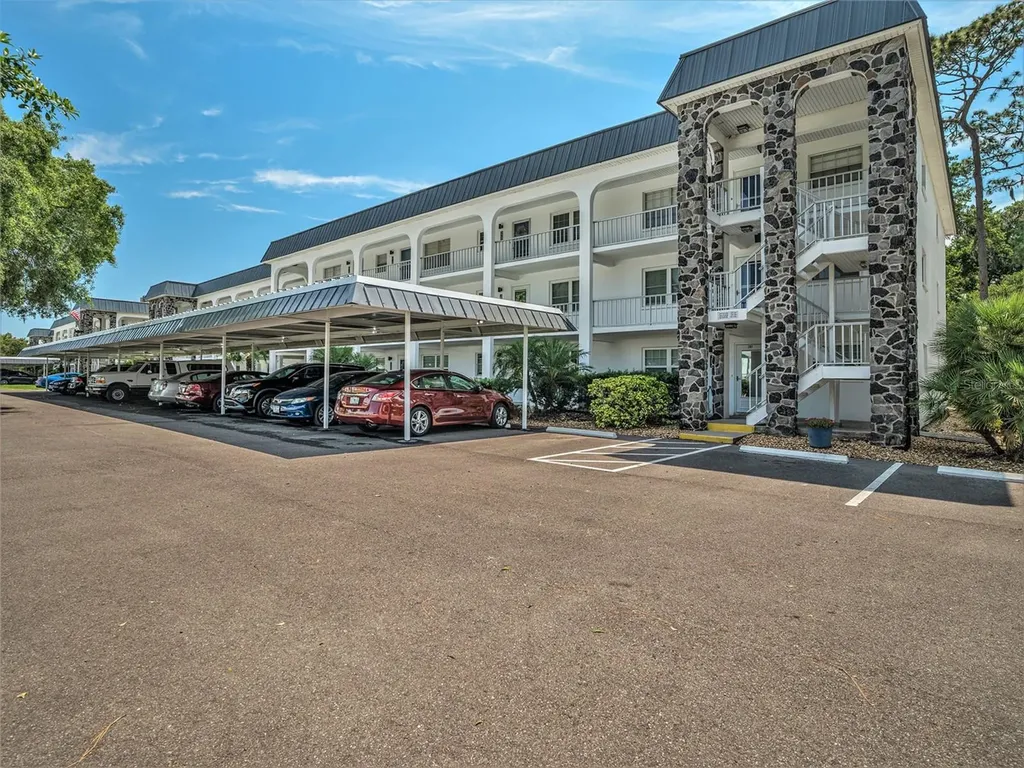 4801 Airport Road Zephyrhills FL 33542