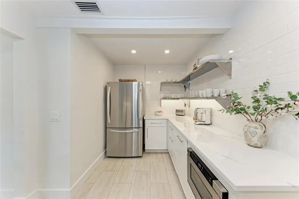 150 Crescent Drive Anna Maria FL 34216