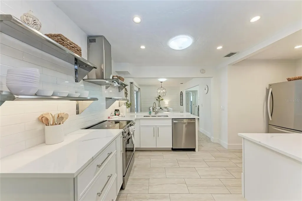 150 Crescent Drive Anna Maria FL 34216