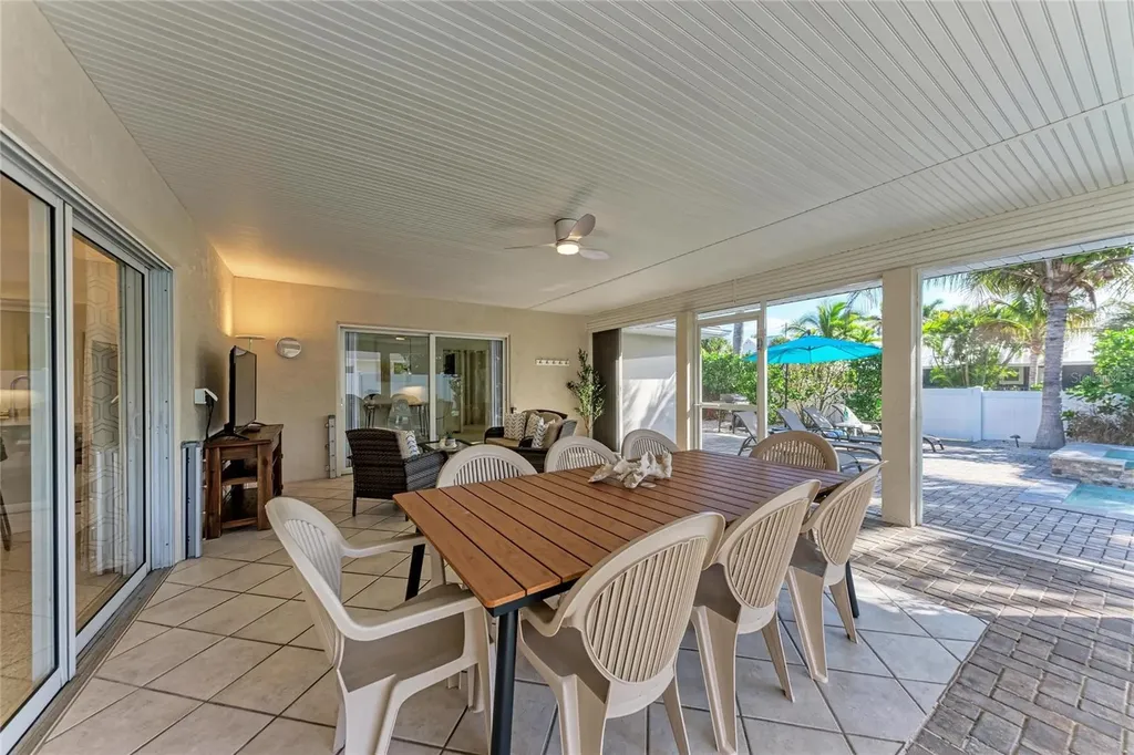 150 Crescent Drive Anna Maria FL 34216