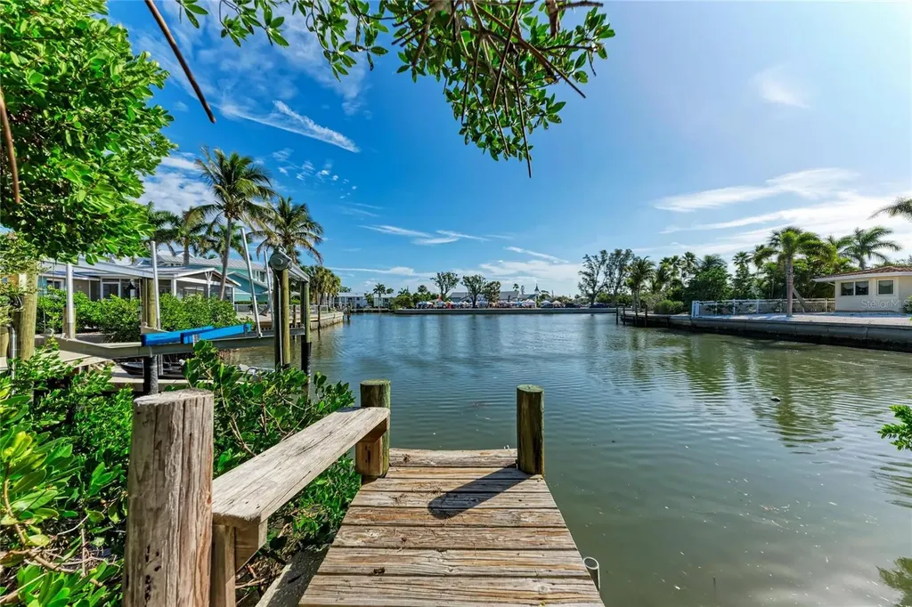 150 Crescent Drive Anna Maria FL 34216