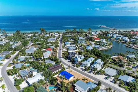 150 Crescent Drive Anna Maria FL 34216