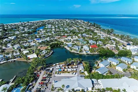 150 Crescent Drive Anna Maria FL 34216