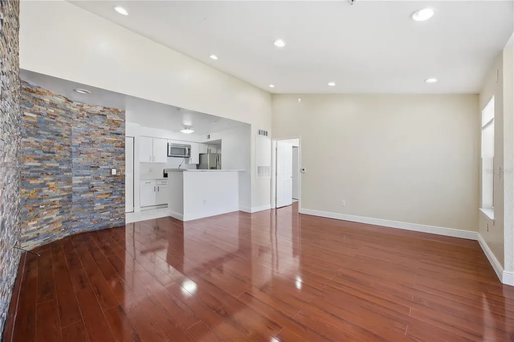 2207 Antigua Place Kissimmee FL 34741