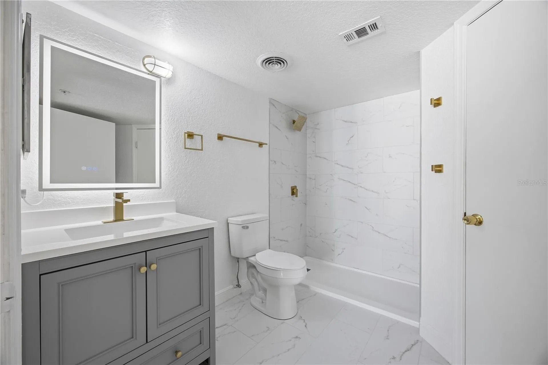 2207 Antigua Place Kissimmee FL 34741
