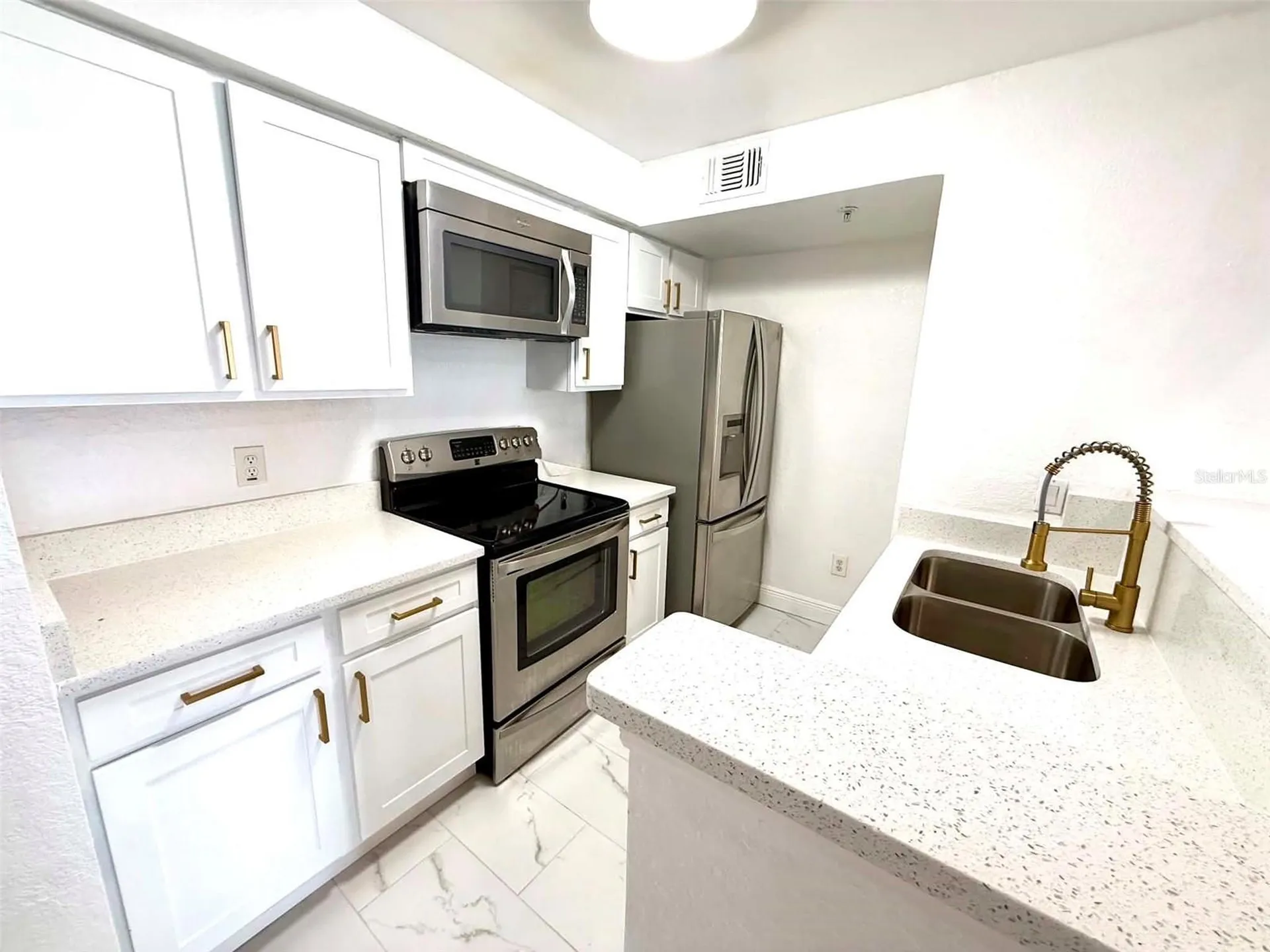 2207 Antigua Place Kissimmee FL 34741