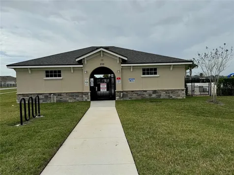 3063 Laurel Oak Lane Winter Haven FL 33884