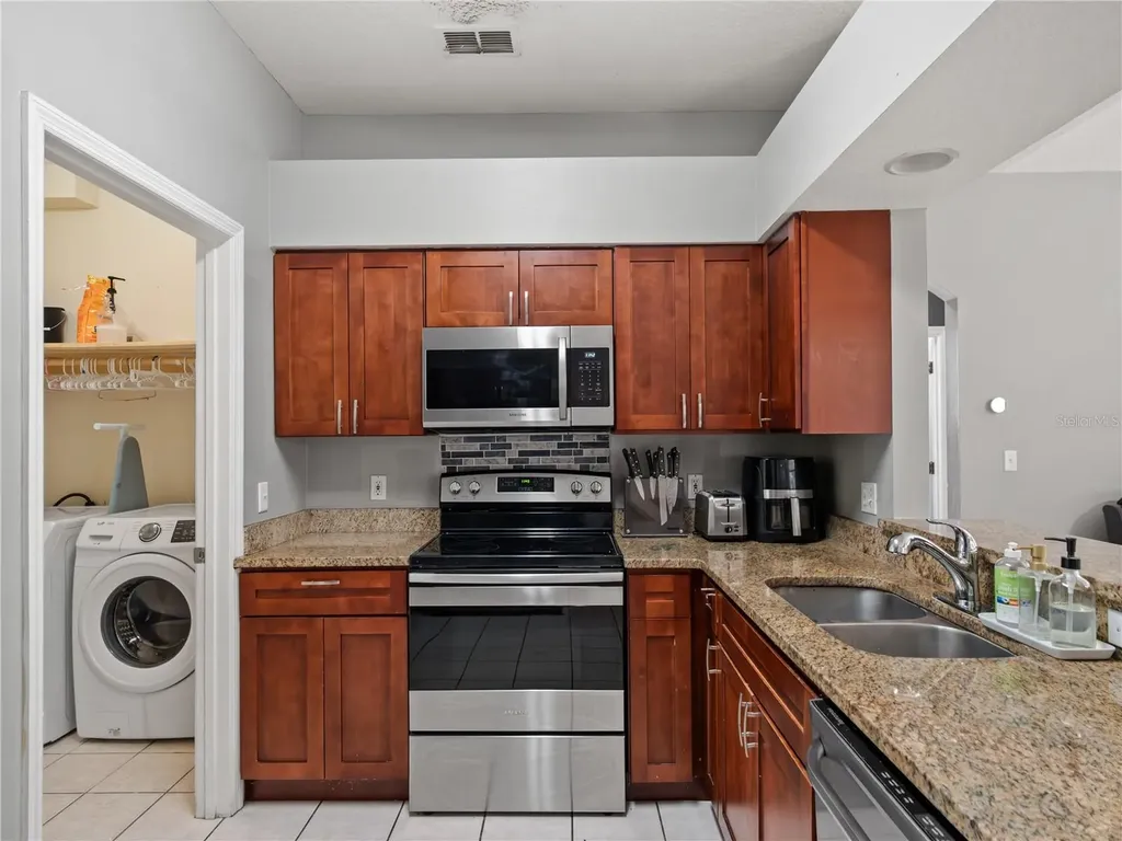 834 High Pointe Circle Minneola FL 34715