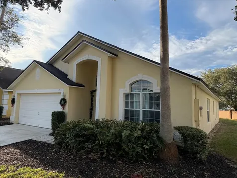 202 S Casterton Circle Davenport FL 33897