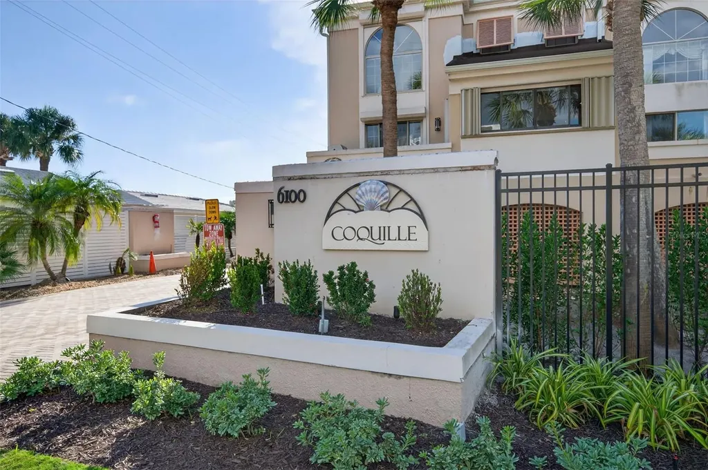 1163 Coquille Street Sarasota FL 34242
