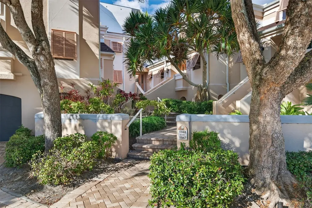 1163 Coquille Street Sarasota FL 34242