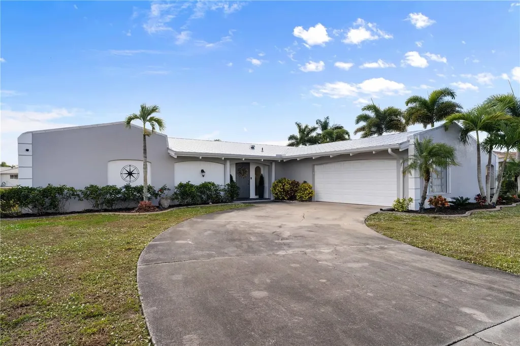 1615 Via Dolce Vita Punta Gorda FL 33950