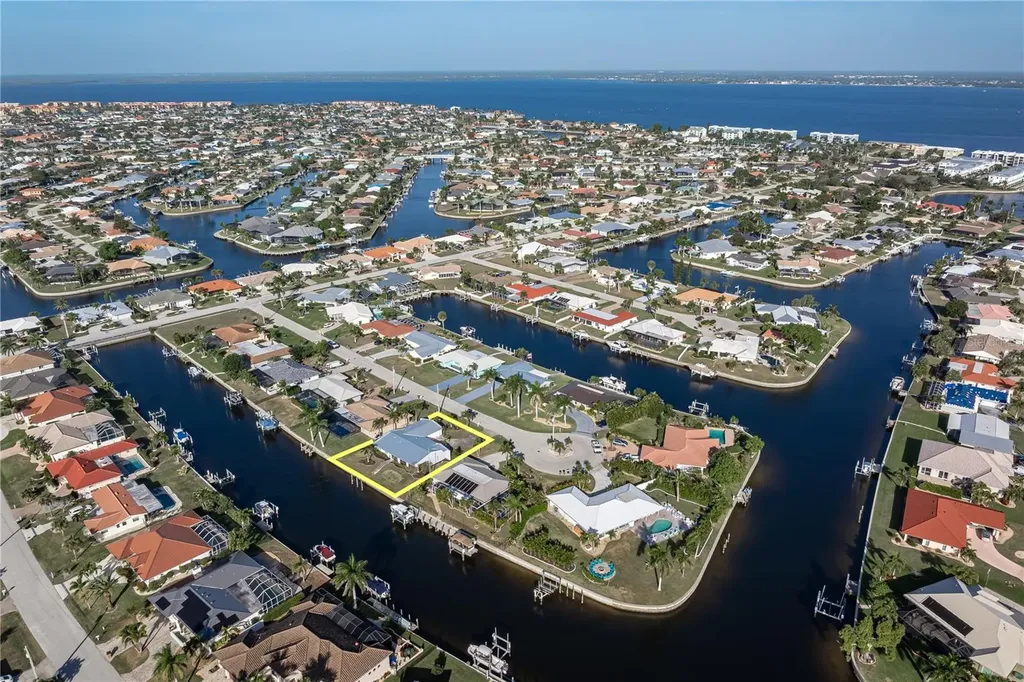 1615 Via Dolce Vita Punta Gorda FL 33950