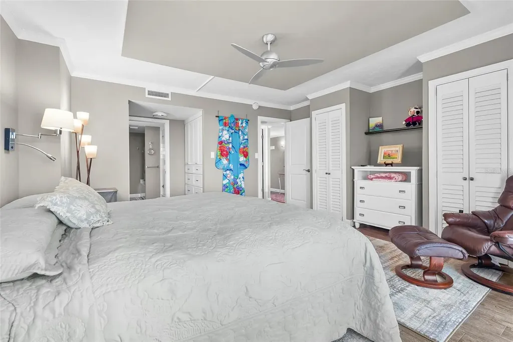 707 S Gulfstream Avenue Sarasota FL 34236