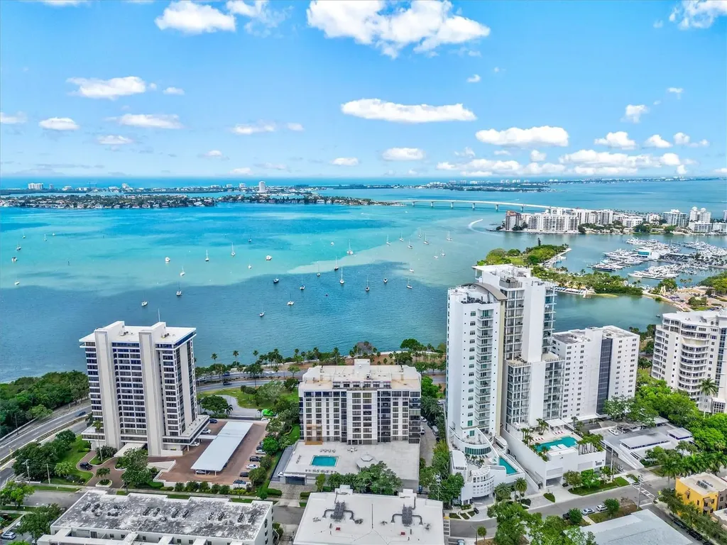707 S Gulfstream Avenue Sarasota FL 34236